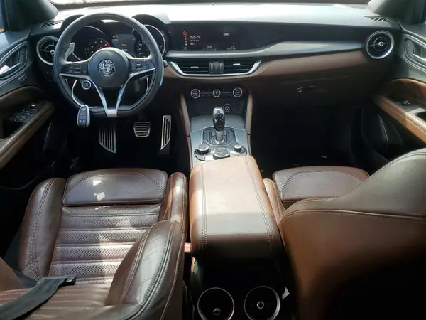 ZASFAKNN2J7B88351 2018 ALFA ROMEO STELVIO - Image 8
