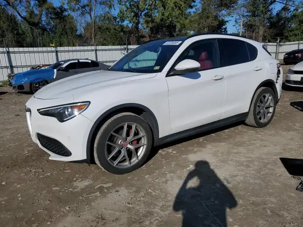 ZASFAKNN2J7C02250 2018 ALFA ROMEO STELVIO