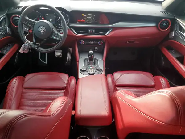 ZASFAKNN2J7C07805 2018 ALFA ROMEO STELVIO - Image 8