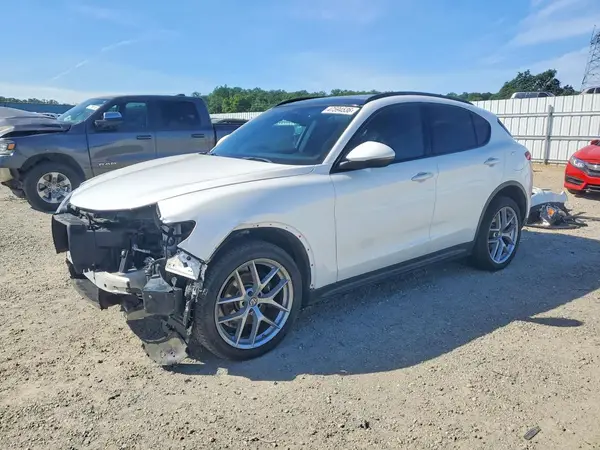 ZASFAKNN3J7B86236 2018 ALFA ROMEO STELVIO