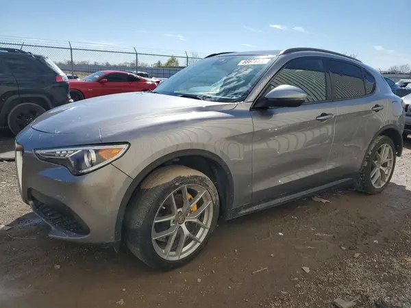 ZASFAKNN3J7B95177 2018 ALFA ROMEO STELVIO - Image 1