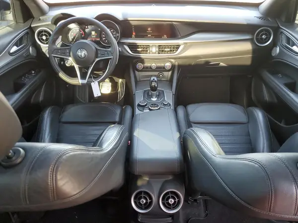 ZASFAKNN4J7B68893 2018 ALFA ROMEO STELVIO - Image 8