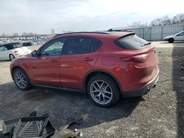 ZASFAKNN4J7B75102 2018 ALFA ROMEO STELVIO - Image 2
