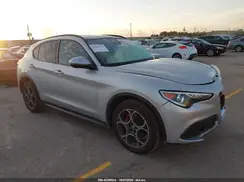 ZASFAKNN4J7B90019 2018 ALFA ROMEO STELVIO