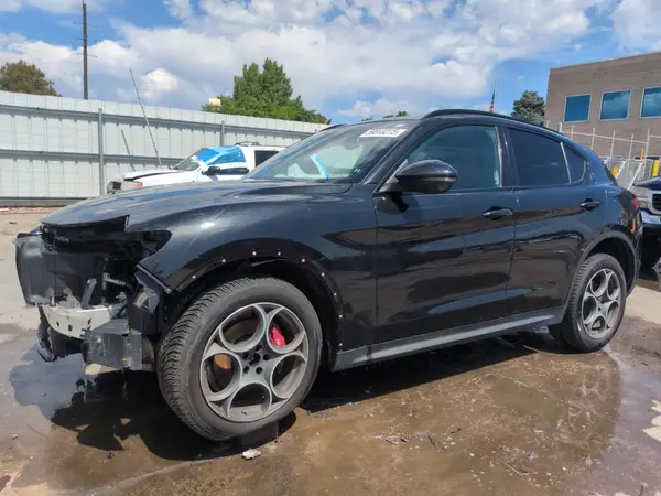 ZASFAKNN4J7B93258 2018 ALFA ROMEO STELVIO - Image 1