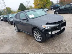 ZASFAKNN4J7C00094 2018 ALFA ROMEO STELVIO