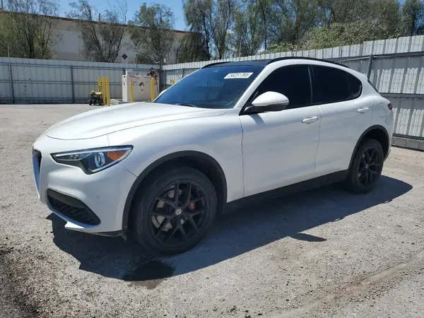 ZASFAKNN4J7C00791 2018 ALFA ROMEO STELVIO - Image 1