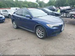 ZASFAKNN5J7B62472 2018 ALFA ROMEO STELVIO