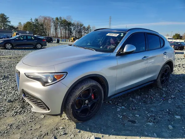 ZASFAKNN5J7B78879 2018 ALFA ROMEO STELVIO
