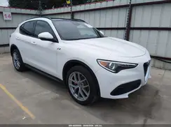 ZASFAKNN5J7B89896 2018 ALFA ROMEO STELVIO