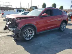 ZASFAKNN5J7B90501 2018 ALFA ROMEO STELVIO