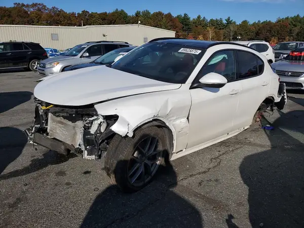 ZASFAKNN5J7B92460 2018 ALFA ROMEO STELVIO