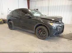 ZASFAKNN5J7B98677 2018 ALFA ROMEO STELVIO