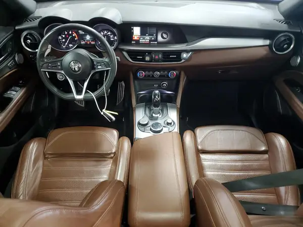 ZASFAKNN5J7C16756 2018 ALFA ROMEO STELVIO - Image 8
