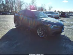 ZASFAKNN5J7C18085 2018 ALFA ROMEO STELVIO