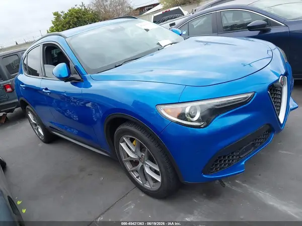 ZASFAKNN6J7B92922 2018 ALFA ROMEO STELVIO