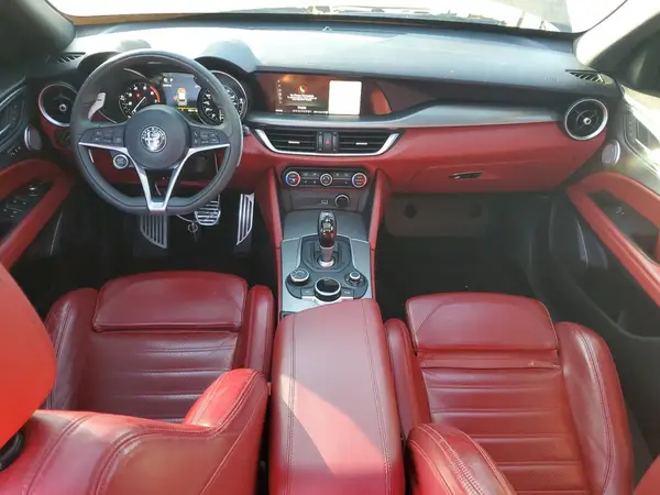 ZASFAKNN6J7B94170 2018 ALFA ROMEO STELVIO - Image 8