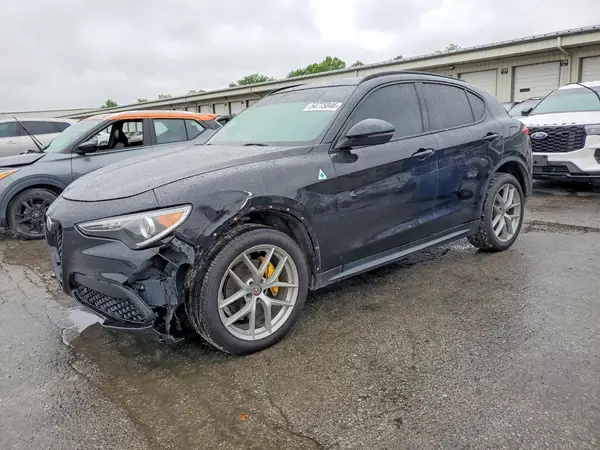 ZASFAKNN6J7B99370 2018 ALFA ROMEO STELVIO