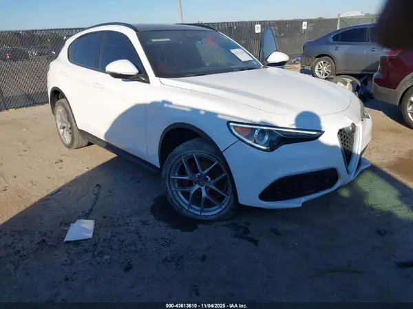 ZASFAKNN6J7C02431 2018 ALFA ROMEO STELVIO