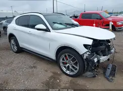 ZASFAKNN6J7C02669 2018 ALFA ROMEO STELVIO