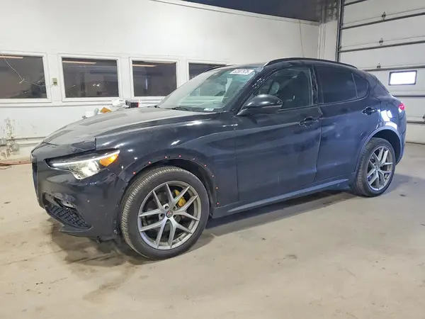 ZASFAKNN7J7B89642 2018 ALFA ROMEO STELVIO