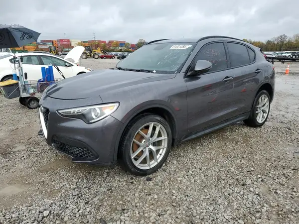 ZASFAKNN8J7B65799 2018 ALFA ROMEO STELVIO