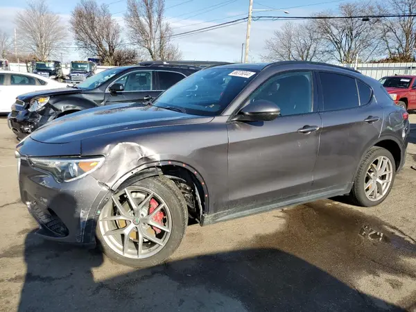 ZASFAKNN8J7B79024 2018 ALFA ROMEO STELVIO - Image 1