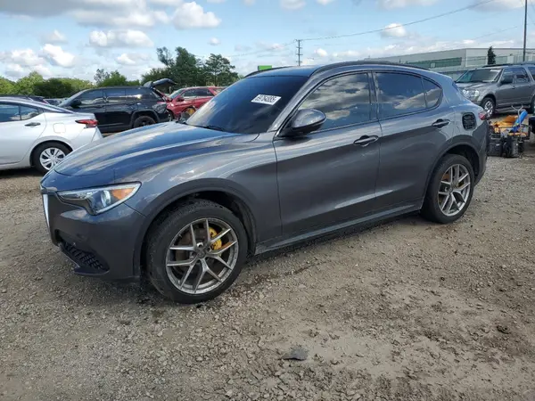 ZASFAKNN8J7B82313 2018 ALFA ROMEO STELVIO