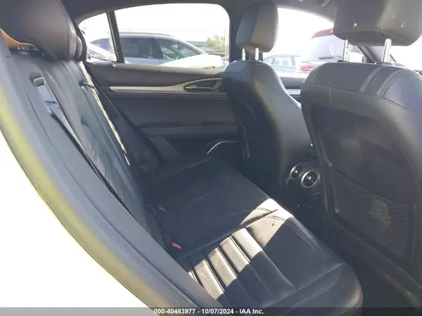 ZASFAKNN8J7B84353 2018 ALFA ROMEO STELVIO - Image 8