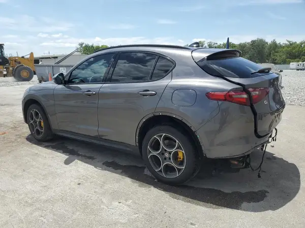 ZASFAKNN8J7B86006 2018 ALFA ROMEO STELVIO - Image 2