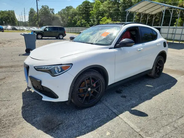 ZASFAKNN8J7B92839 2018 ALFA ROMEO STELVIO - Image 1