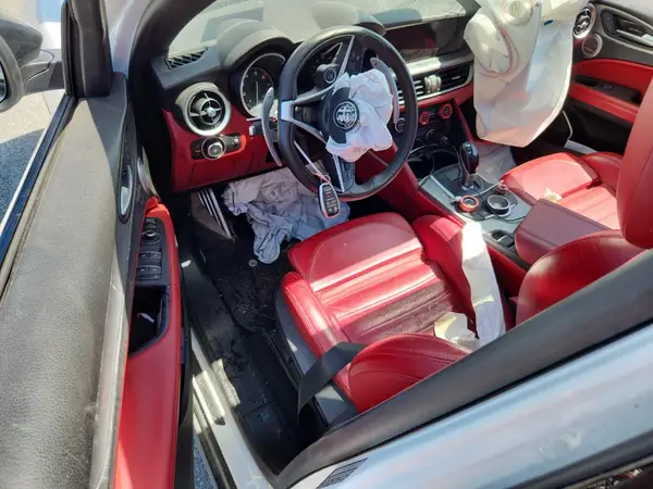ZASFAKNN8J7B92839 2018 ALFA ROMEO STELVIO - Image 8