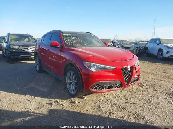 ZASFAKNN8J7C02060 2018 ALFA ROMEO STELVIO
