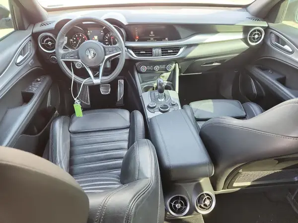 ZASFAKNN9J7B60983 2018 ALFA ROMEO STELVIO - Image 8