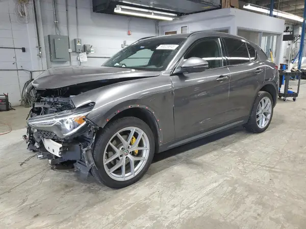 ZASFAKNN9J7B83812 2018 ALFA ROMEO STELVIO
