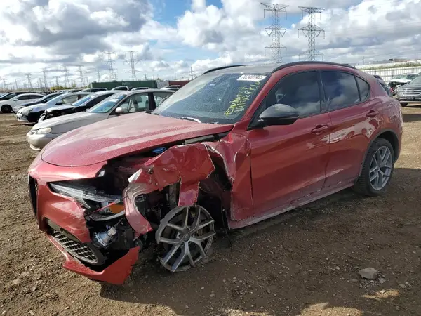 ZASFAKNN9J7B86127 2018 ALFA ROMEO STELVIO - Image 1