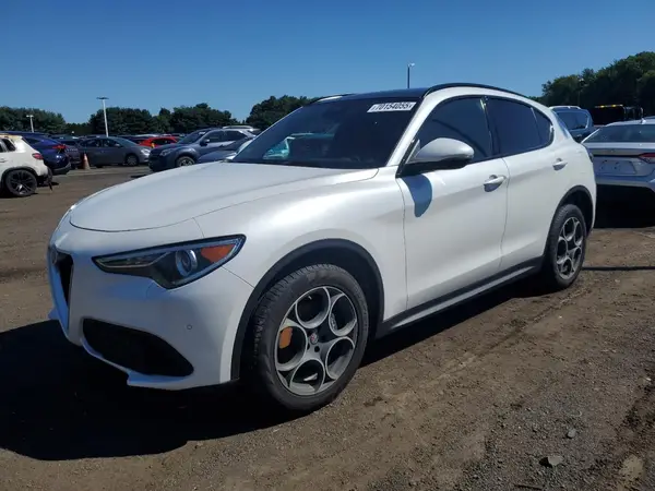 ZASFAKNN9J7B97239 2018 ALFA ROMEO STELVIO