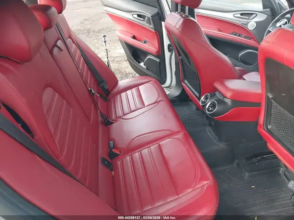ZASFAKNN9J7C02309 2018 ALFA ROMEO STELVIO - Image 8