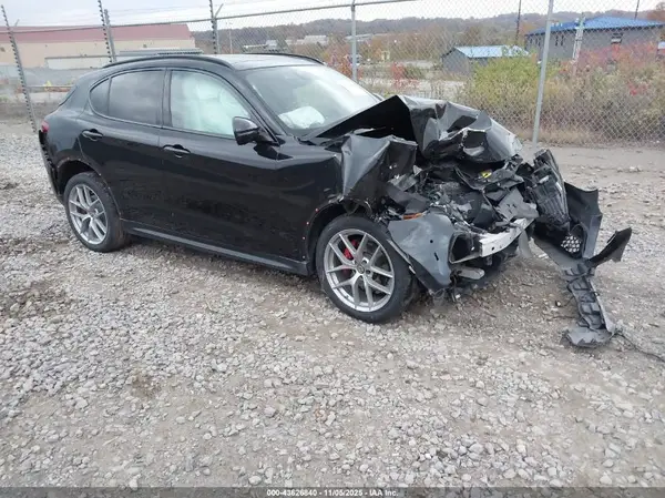 ZASFAKNNXJ7B84466 2018 ALFA ROMEO STELVIO
