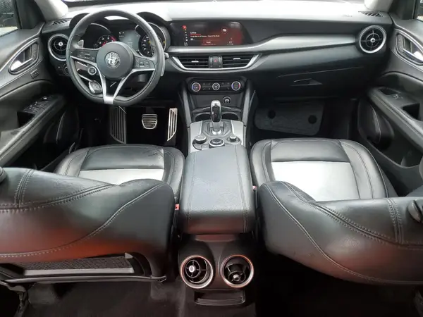 ZASFAKPN0J7B62036 2018 ALFA ROMEO STELVIO - Image 8