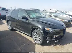 ZASFAKPN0J7B71013 2018 ALFA ROMEO STELVIO