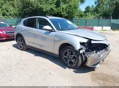 ZASFAKPN0J7B86661 2018 ALFA ROMEO STELVIO