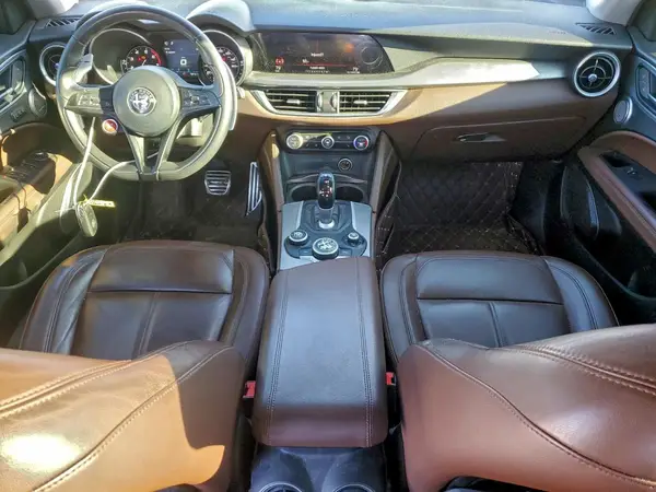 ZASFAKPN0J7B88233 2018 ALFA ROMEO STELVIO - Image 8