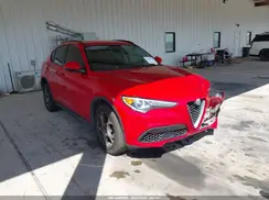 ZASFAKPN1J7B58593 2018 ALFA ROMEO STELVIO