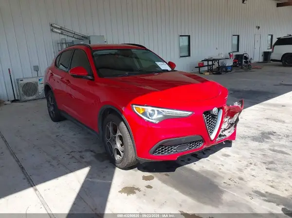 ZASFAKPN1J7B58593 2018 ALFA ROMEO STELVIO