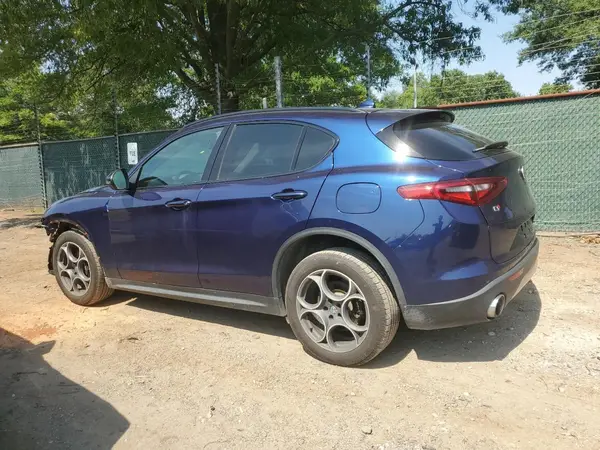 ZASFAKPN1J7B63373 2018 ALFA ROMEO STELVIO - Image 2