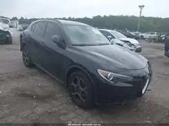 ZASFAKPN2J7B61633 2018 ALFA ROMEO STELVIO