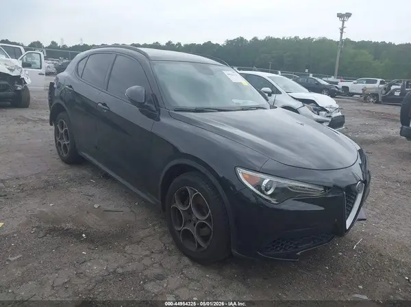 ZASFAKPN2J7B61633 2018 ALFA ROMEO STELVIO