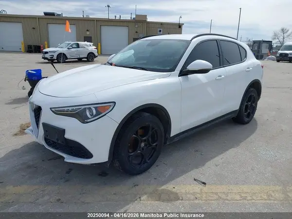 ZASFAKPN2J7B65293 2018 ALFA ROMEO STELVIO - Image 2