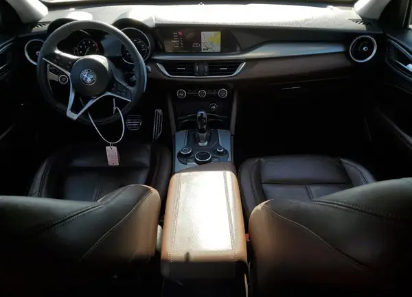 ZASFAKPN2J7B75502 2018 ALFA ROMEO STELVIO - Image 8